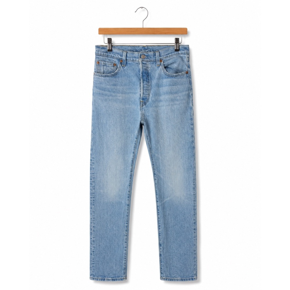 Levi's 501 Original Fit Jeans Men 29 Light Wash Denim Button Fly Streetwear
